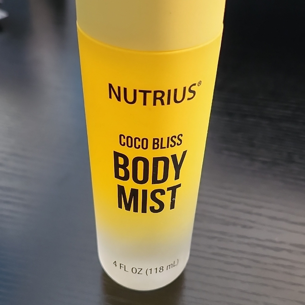 Coco Bliss Body Mist - Yellow